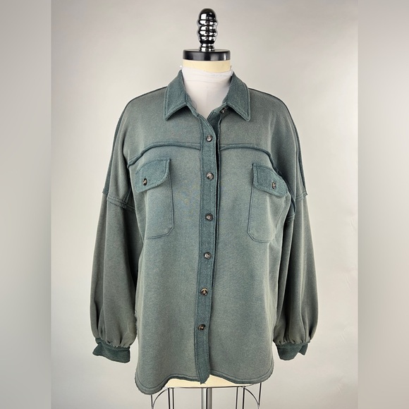 💚 2888. Terry Button Front Shacket - Picture 1 of 7